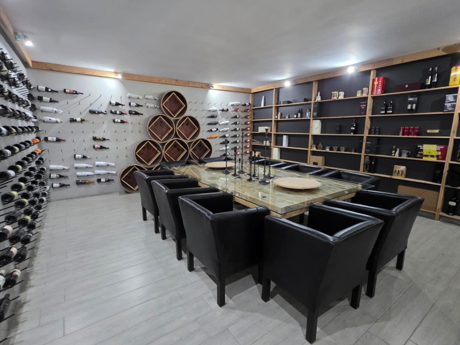 6 Bedroom Property for Sale in Maselspoort Free State